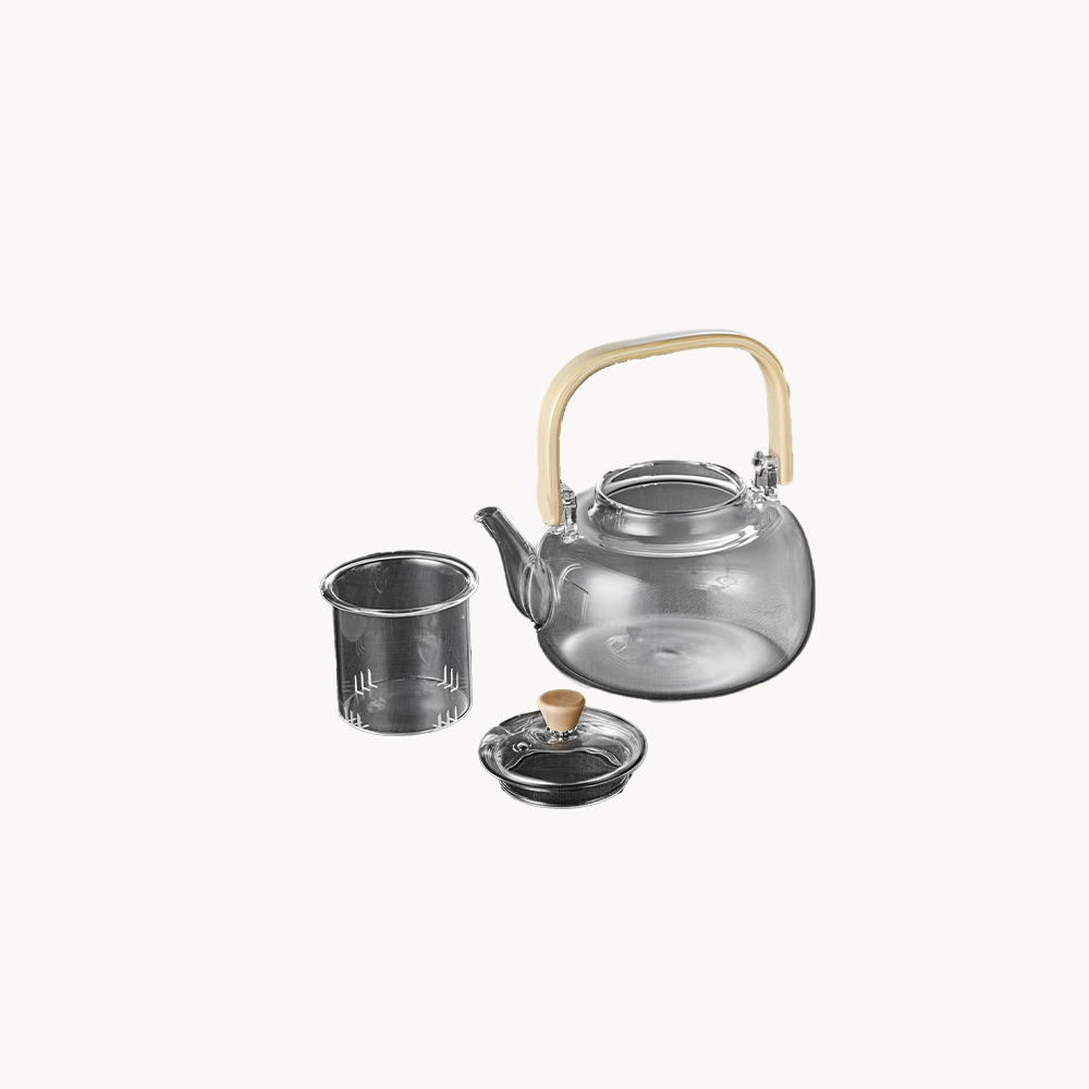 Teapot with strainer