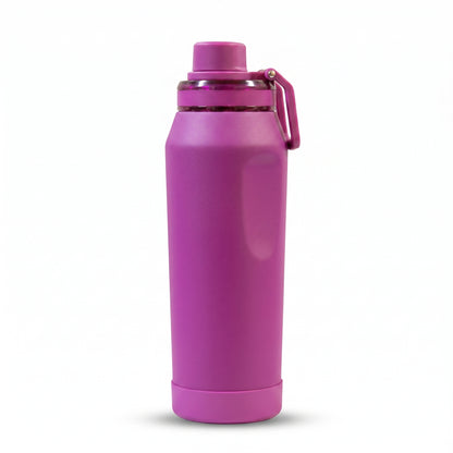Insulated Water Bottle – Matte Finish with Carry Loop 750 ml